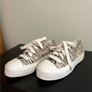 Converse Zebra Canvas Sneakers